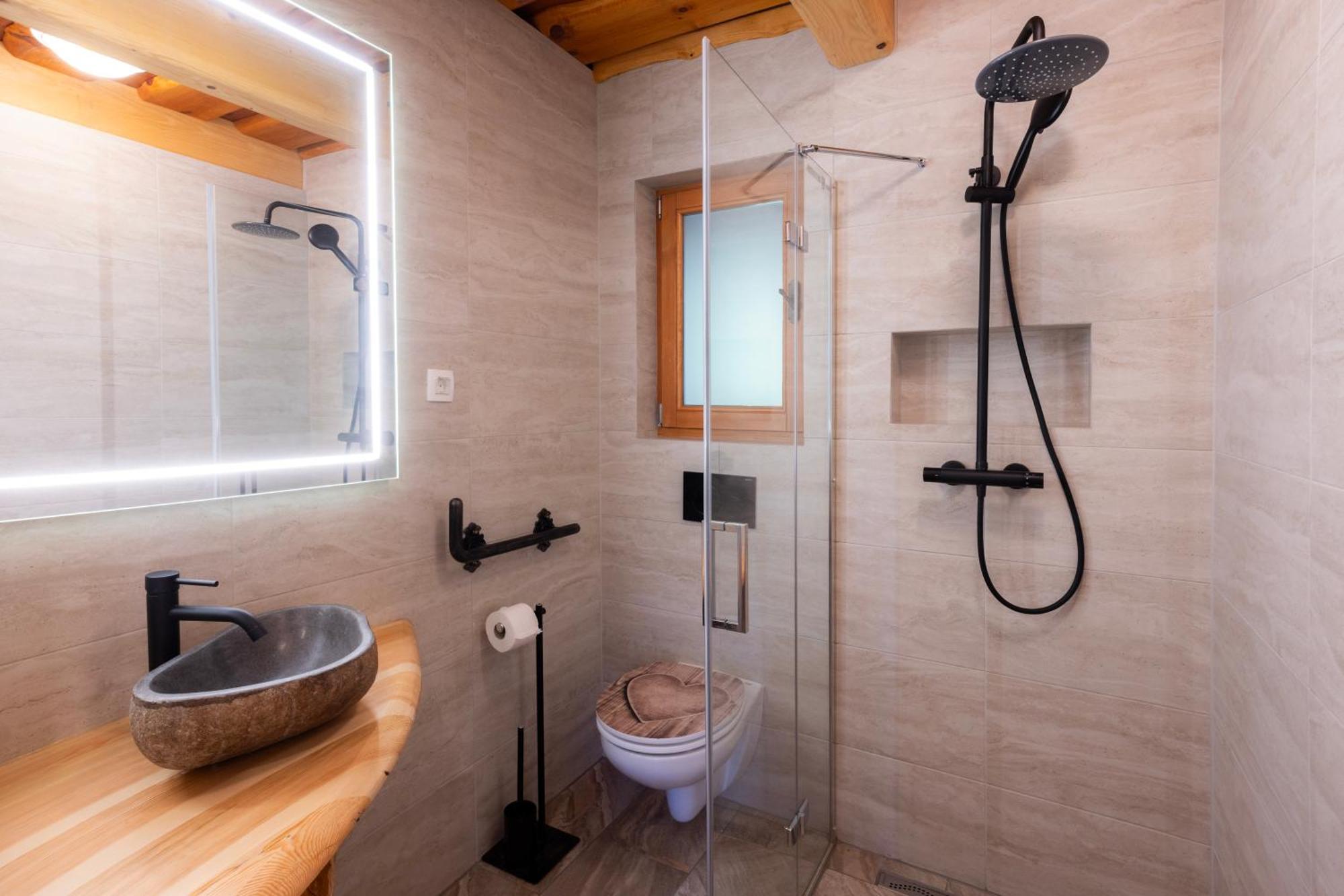 Apartma In Bungalov Jezerci Gozd Martuljek Zewnętrze zdjęcie