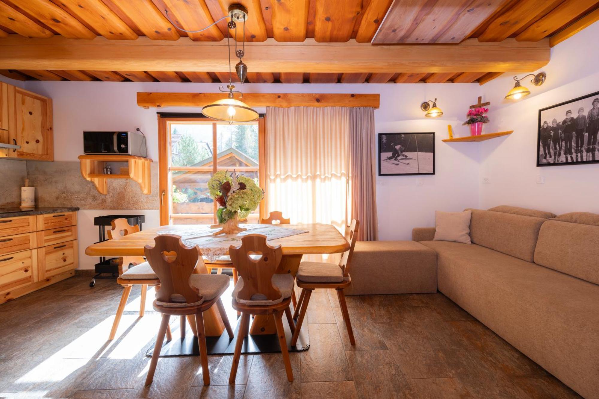 Apartma In Bungalov Jezerci Gozd Martuljek Zewnętrze zdjęcie